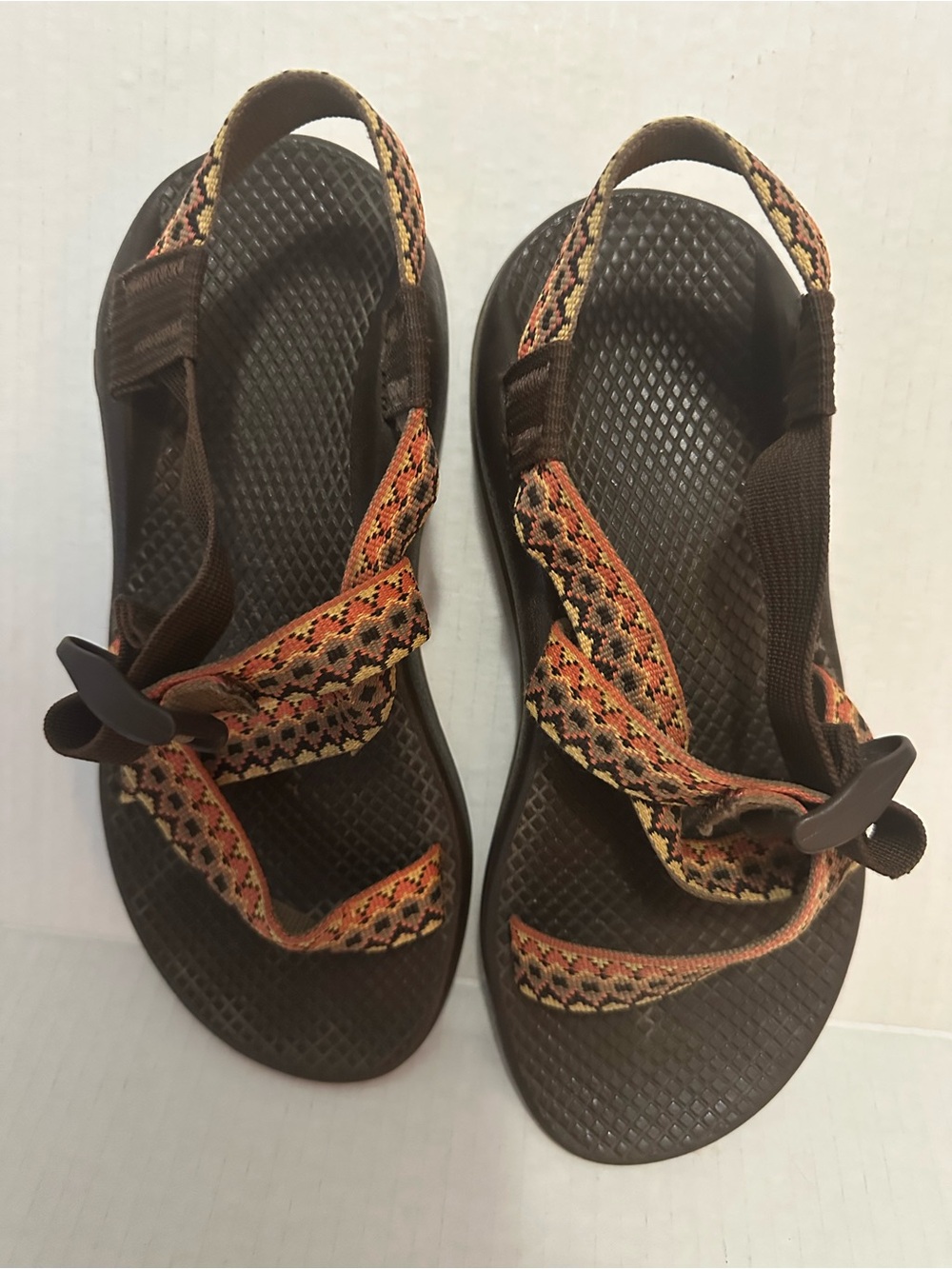 Chaco Z/2 Womens Size 7 Sandals Brown Orange Vibram Toe Loop Hiking Outdoor